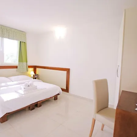 Apartman Center 4+1 Id 720 Apartment *