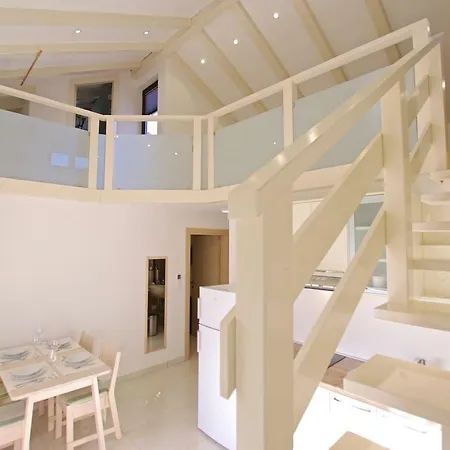 Apartamento New- With Sauna&jacuzzi 720 *