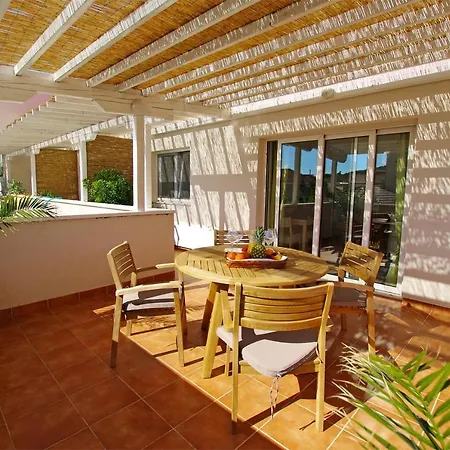 Apartman Center 4+1 Id 720 Apartment *