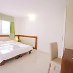 New- With Sauna&jacuzzi 720 Apartment *